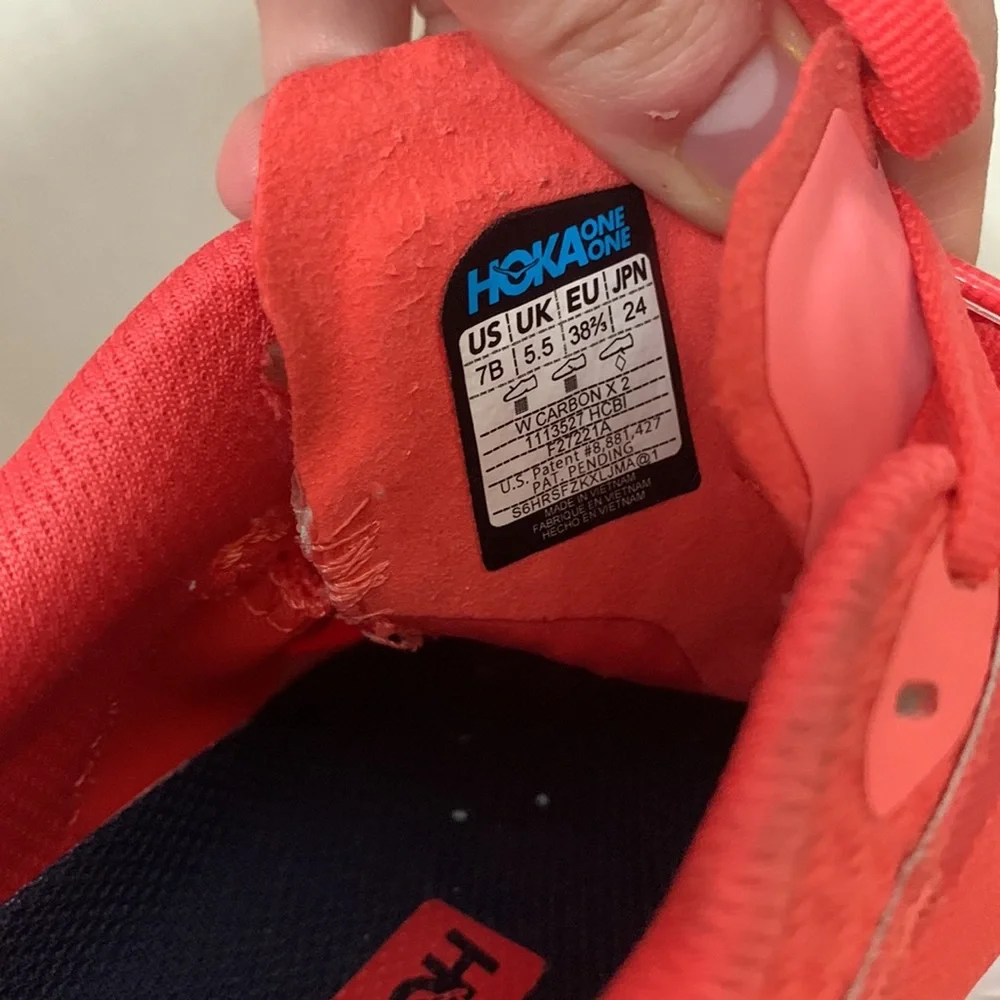 HOKA women’s Carbon X2 Running Shoes - Picture 4 of 9